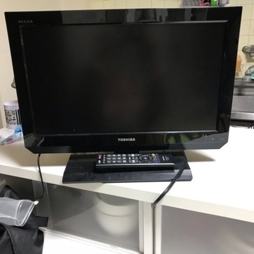 TOSHIBA テレビ 19インチ + 室内アンテナセット