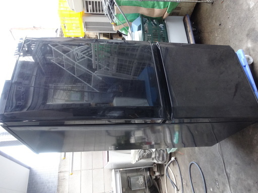 三菱　冷蔵庫　２ドア　ブラック色　１４６L　MR-P15X-B　２０１４年製