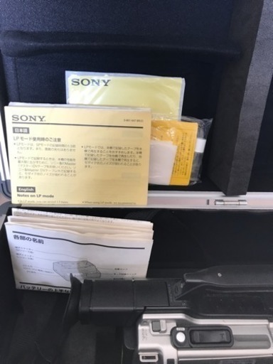 ソニー ビデオカメラ DCR-VX2000 SONY デジタルカメラ DCR-VX2000 三脚