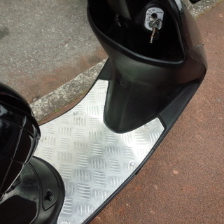 NO.4611　ライブディオ （ＤＩＯ）２サイクルエンジン　シャッターキー付き後期モデル　シルバー　☆彡 NO.2539 ライブディオZX （DIO）シャッターキー付き後期モデル 2