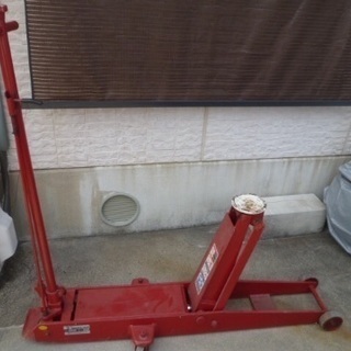 引取限定　マサダ製作所　3トン　フロアジャッキ　低床足踏みペダル付き　SJ-30LL