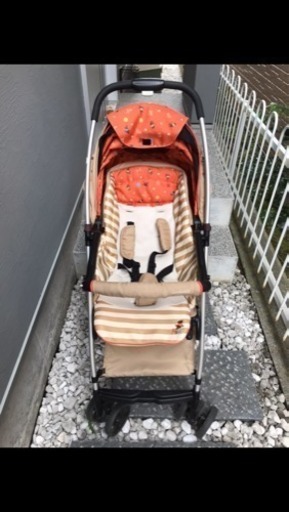 【引き取りに来れる方】GoodBaby くまのプーさんベビーカー