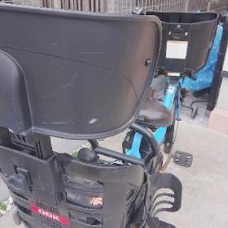 3人乗り電動アシスト自転車 返信少々お待ちくださいませ