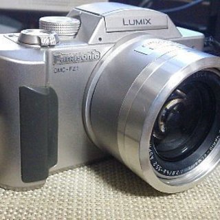 Panasonic LuMIX FZ1（シルバー）（電池無しの為...