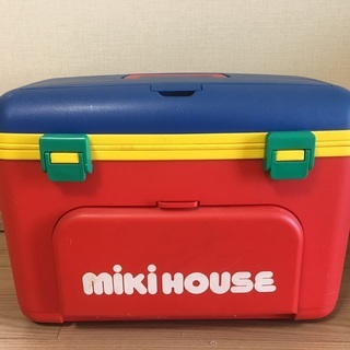 MIKI HOUSEのおもちゃ入れ