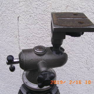 大幅値下げしました！ジッツオ三脚と稀少価値の多機能雲台で撮影操作を大きく改善させよう