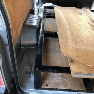 再値下げ 日産E２５キャラバン向け荷室台