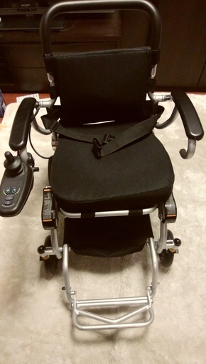 電動車椅子 アルミ製　折りたたみ 車椅子  リチウムバッテリー  介護 電動車いす scootere02