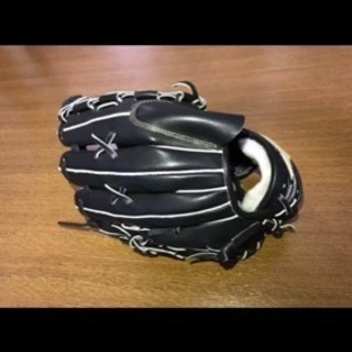 硬式ピッチャー用グローブ