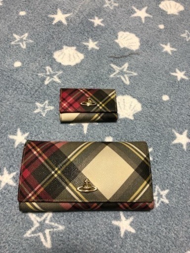 ヴィヴィアンの財布とキーケース