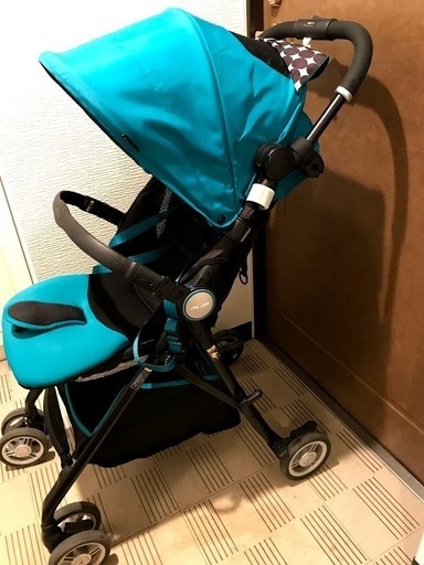 ベビーカー　PATTAN  ピジョン　グリーンドット