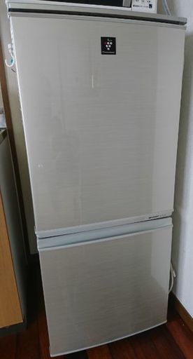 SHARP 冷凍冷蔵庫 2014年購入 137L ドア両側対応・プラズマクラスター SJ-PD14X
