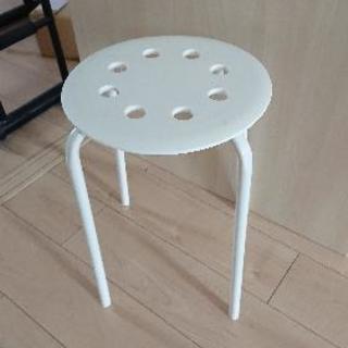 IKEA（イケア）　丸椅子