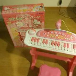 【お取引完了】キティーちゃん  おもちゃのピアノ