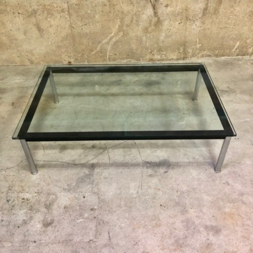 開発QB023 ガラステーブル カッシーナ(cassina) ローテーブル