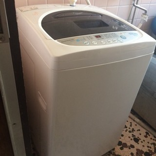 故障の洗濯機