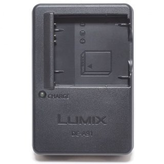 LUMIX バッテリチャージャーとバッテリーパック（中古品）