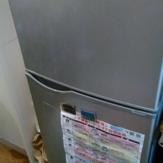 2015年購入　シャープ　冷蔵庫・冷凍庫