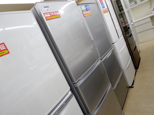 安心の1年保証付！2016年製TOSHIBAの3ドア冷蔵庫「GT-H38S」です！！