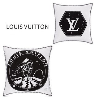 LOUIS VUITTON クッション