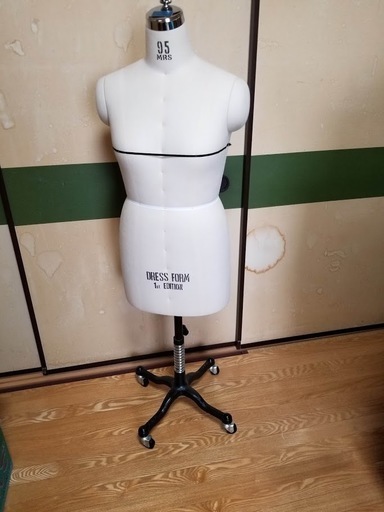大洋工芸 アミコ 人台・ボディ・トルソー / DRESSFORM 大洋工芸 ミス10号トルソー ボディ MISS10 AMIKO アミコ - メルカリ