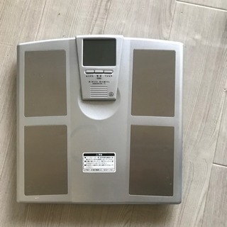 体脂肪も測れる体重計