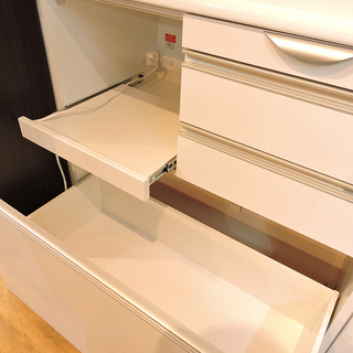 北大前! 札幌 引取 大型食器棚 セパレート食器棚 ホワイト 電源付き 収納たくさん