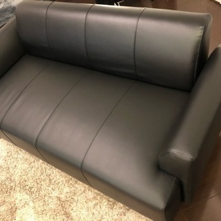 IKEAのモダンデザインの黒ソファ！ 購入