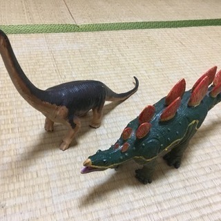 恐竜２体【無料】