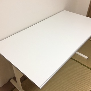 IKEA ホワイト 広々作業机