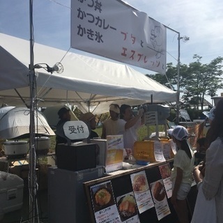 【積極性重視】配膳と簡単な調理補助／ フードイベントでの作業 - 奈良市