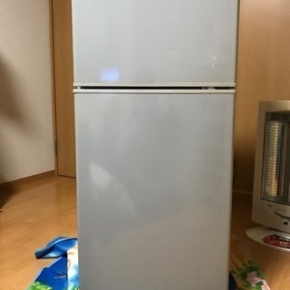 古い冷蔵庫(動作問題なし)