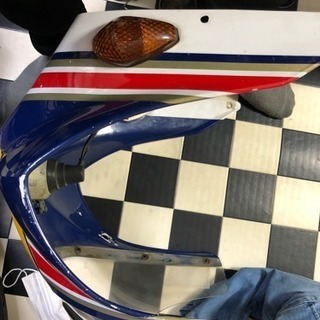 NSR50 初期型アッパーカウル割れあり ロスマンズシートカウル