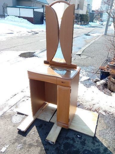 お値下げ✨三面鏡ドレッサー 鏡台 ランプコンセント付き 昭和レトロ 鈴木木工家具 お値下げ✨三面鏡ドレッサー 鏡台 ランプコンセント付き 昭和レトロ