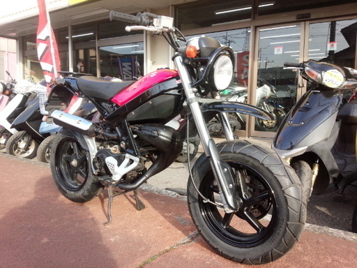 NO.2551 ストリートマジック５０Ｓ－２　２サイクルエンジン　オートマ車　セル付き　７．２馬力　☆彡