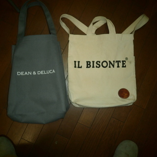 IL BISONTEトートバッグ、DEAN＆DELUCAのトートバッグ