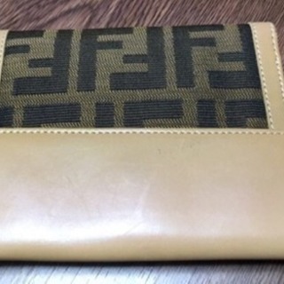 ブランド財布 FENDI 