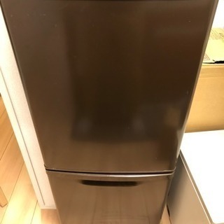 冷蔵庫 Panasonic 一人暮らし ブラウン 147L 2ドア