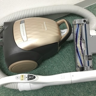 配達無料地域あり＊パナソニック 紙パック式掃除機 2017年製＊