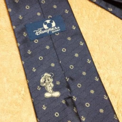 ディズニーシー限定 ミッキーネクタイ 100 シルク げゆ 北殿の服 ファッションの中古 古着あげます 譲ります ジモティーで不用品の処分 ディズニーシー限定 ミッキーネクタイ 100 シルク げゆ 北殿の服 ファッションの中古 古着あげます 譲ります ジモティーで不用品の処分
