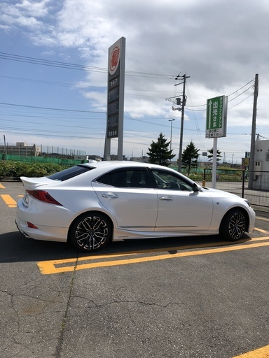 レクサスI s300h awd売りますの画像