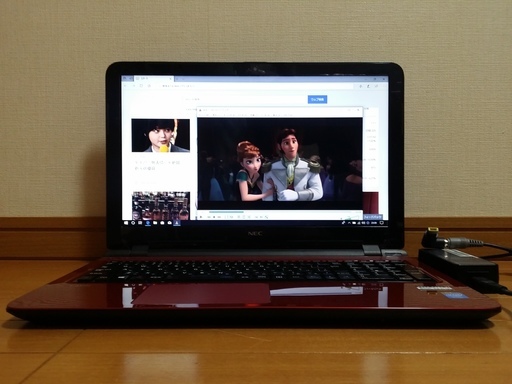 人気のレッド Windows10 第五世代 SSD ブルートゥース搭載 薄型 NECノートパソコン USBマウスプレゼント中 (15.6型 Broadwellデュアルコア Office2016)