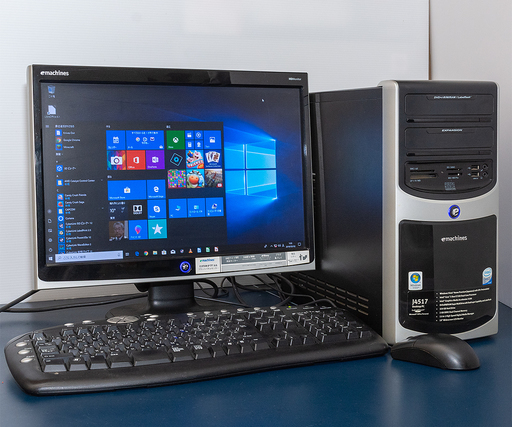 成立御礼!ライトゲーミングP/Cセット  emachines マイクラ 荒野行動等 Windows10