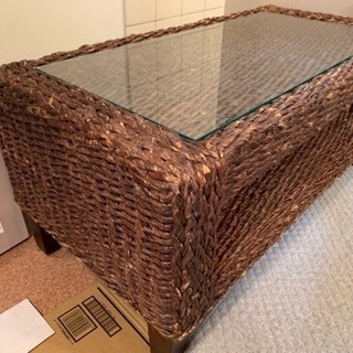 ガラステーブル  インテリア おしゃれ 只今保留中