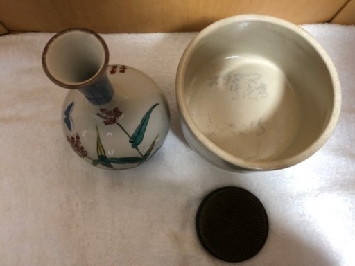 美品 陶器の花器×２