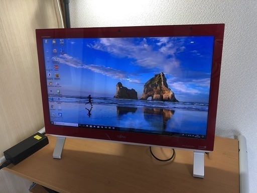 受付けを一時ストップ致します。富士通 ESPRIMO FH54/HTW  一体型パソコン　Core i3  1TBHDD 4GBメモリ