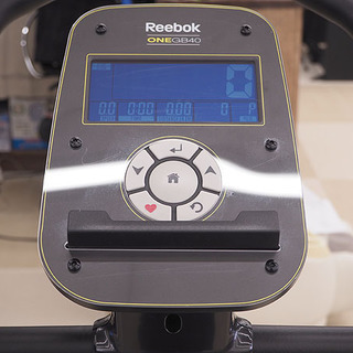 Reebok/リーボック GB40 エアロバイク エクササイズバイク RVON-10101BK キャスター付 電源不要 マット＆サドルカバー付