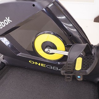Reebok/リーボック GB40 エアロバイク エクササイズバイク RVON-10101BK キャスター付 電源不要 マット＆サドルカバー付