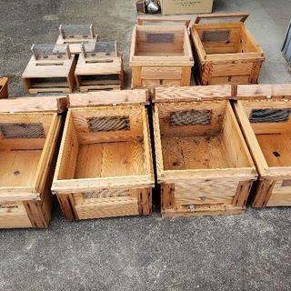 ミツバチ養蜂セット（中古）を売ります。