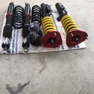 プリウスα 車高調